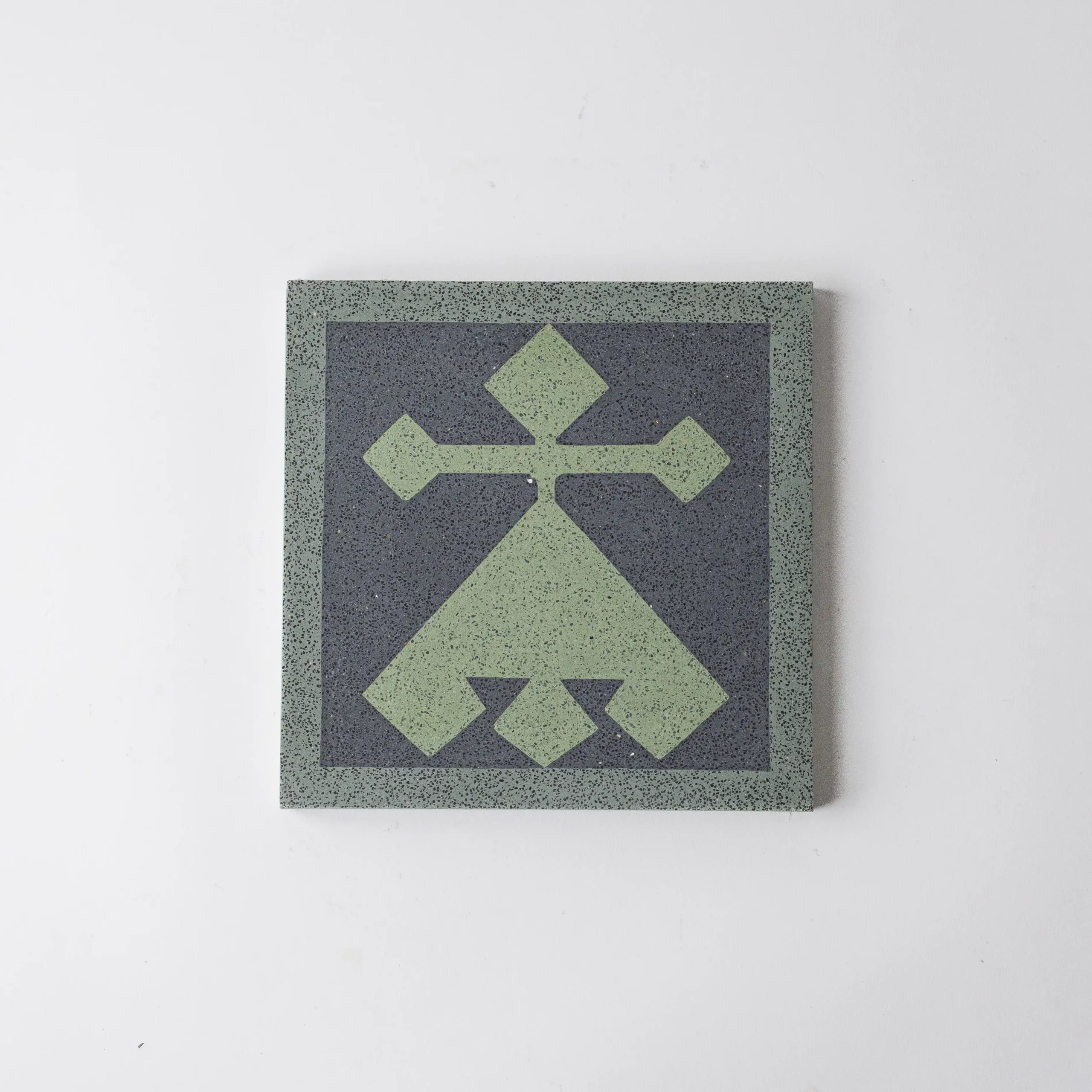 SEMBOL ÇİMENTO KARO (20x20) 28