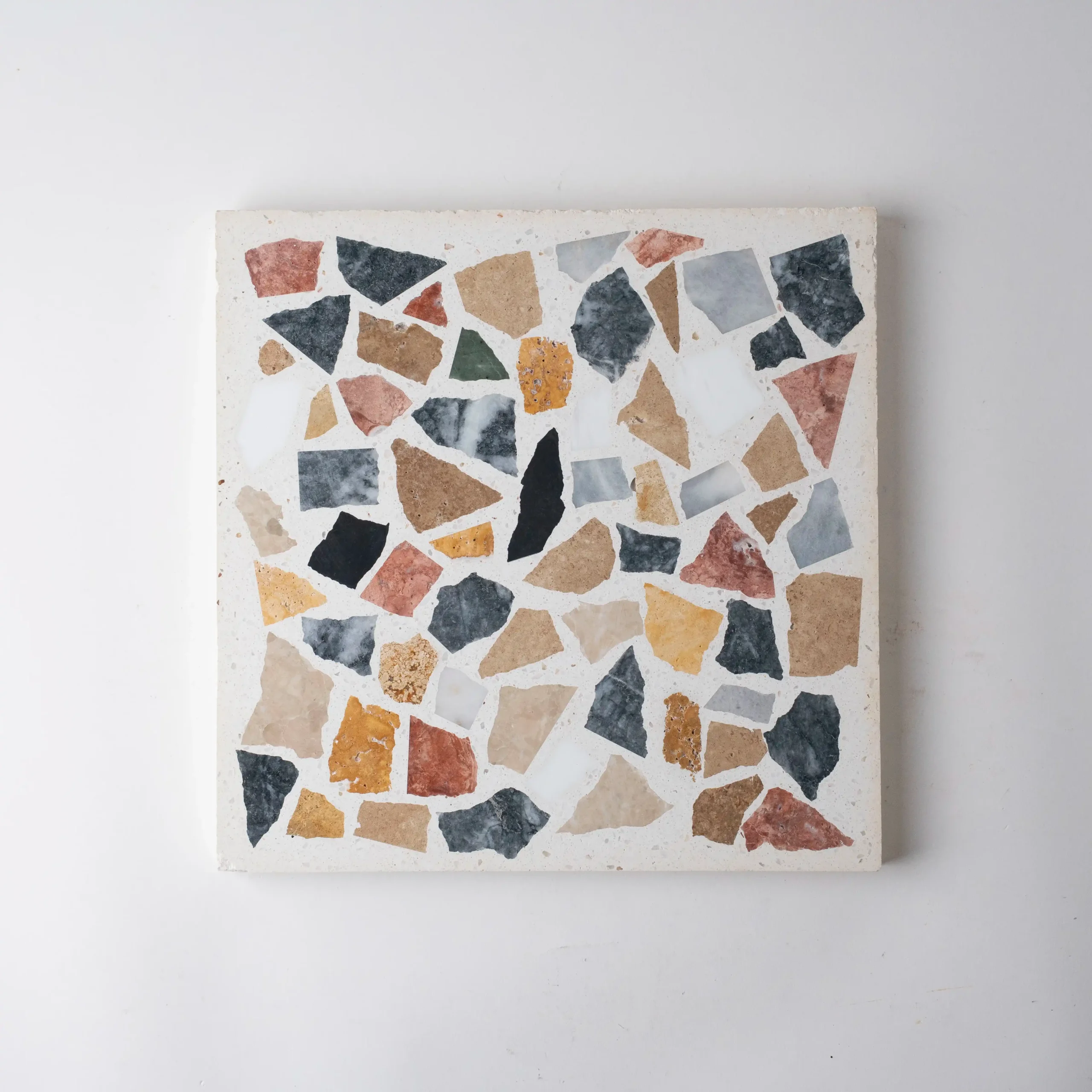 karoistanbul_palladiana_beige-base_mixed-chip_2